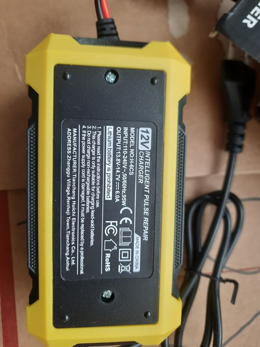 Зарядний пристрій для акумуляторів автомобілів 12 V 6A