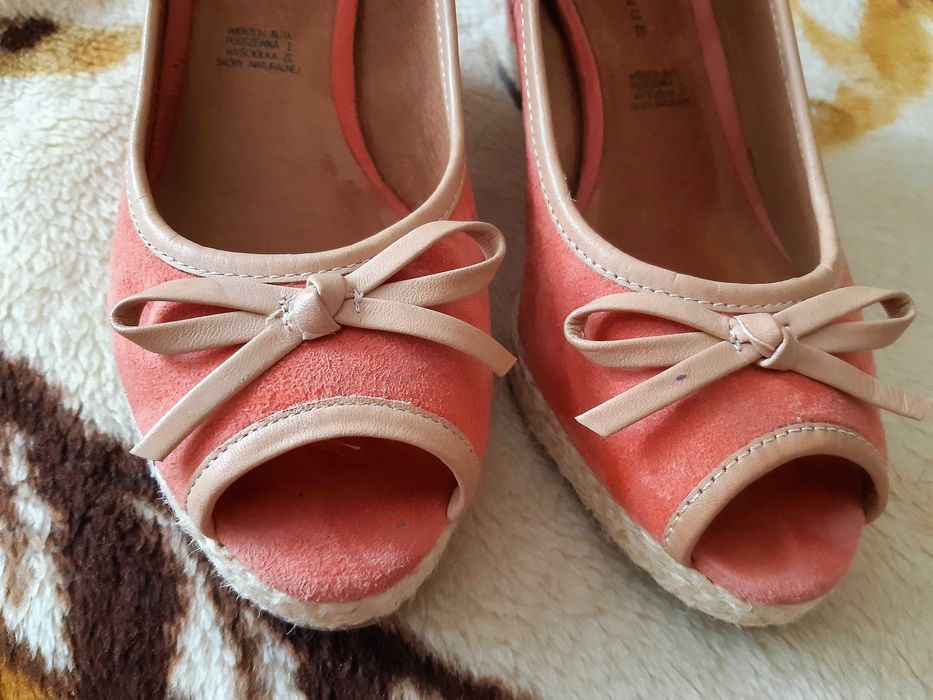 Buty zamszowe, czółenka rozm.36