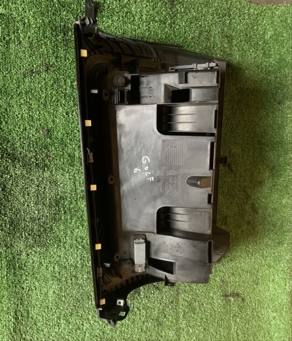 Porta Luvas Golf VI