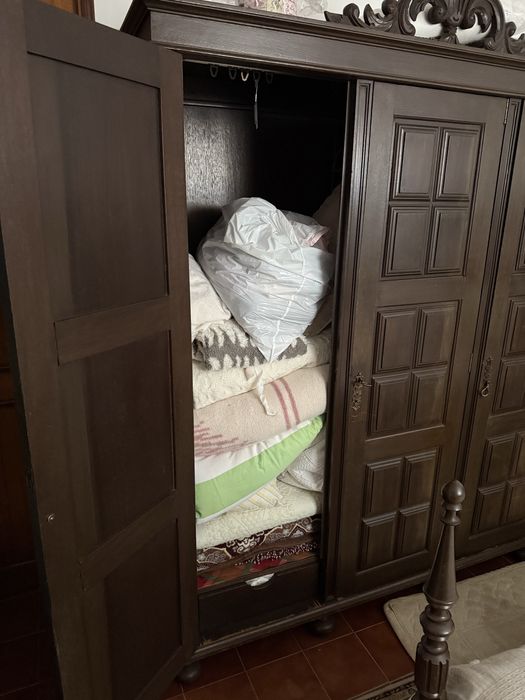 Mobilia antiga de quarto - completo