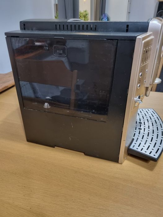 Ekspres do kawy Jura Impressa E55 espresso, spieniacz