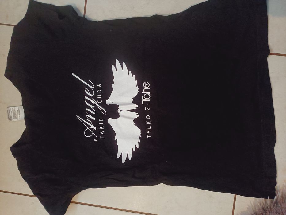 T-shirt damski. .