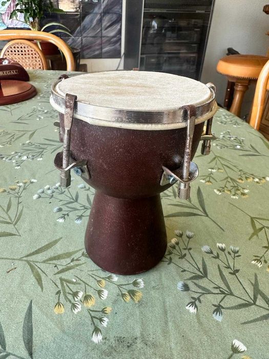 Tambor Portátil Castanho