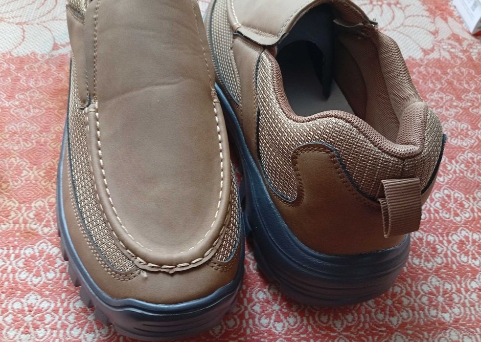 Чоловічі туфлі 44 розмір.