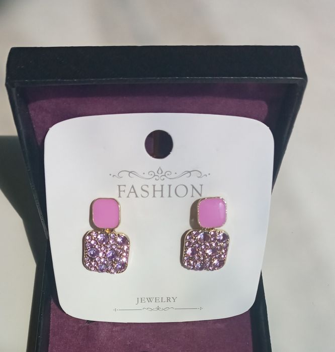 Серьги - гвоздики. Сережки. Женские украшения. Бижутерия.