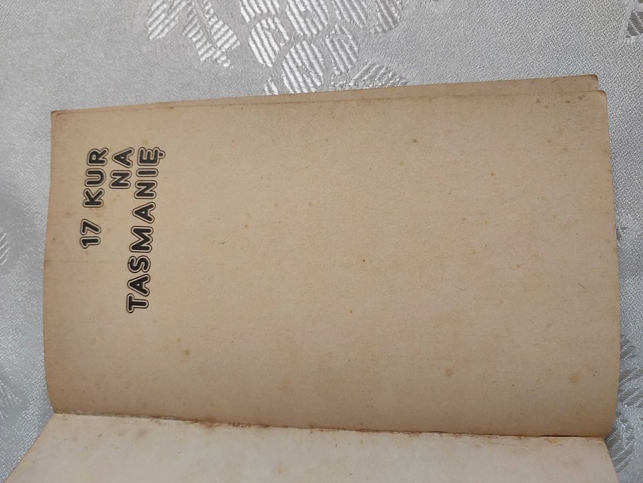 17 kur na Tasmanię