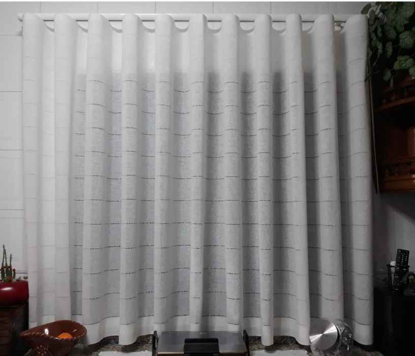 Cortinados como novos