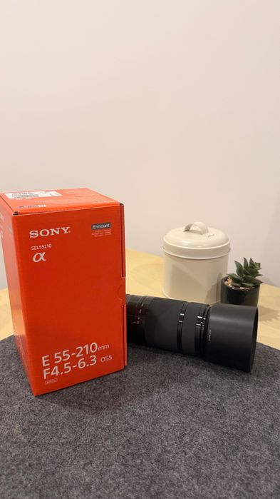 Objetiva Sony E 55-210mm F4.5-6.3 OSS