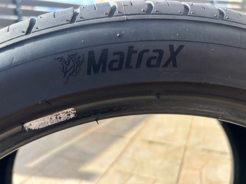 Pneus Matrax 245/40 R18