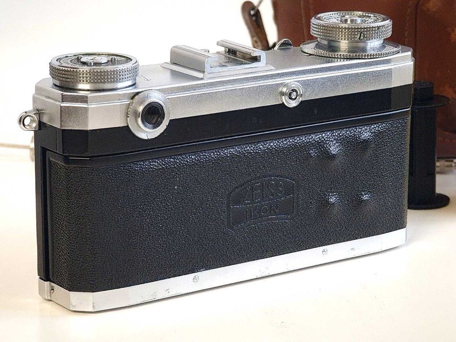 Contax IIA (Контакс 2А) + Carl Zeiss Sonnar 1.5/50мм фотокамера