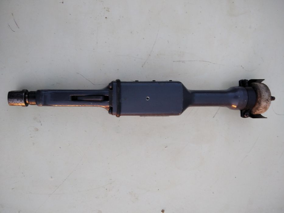 Продам пневмошлифмашинку.