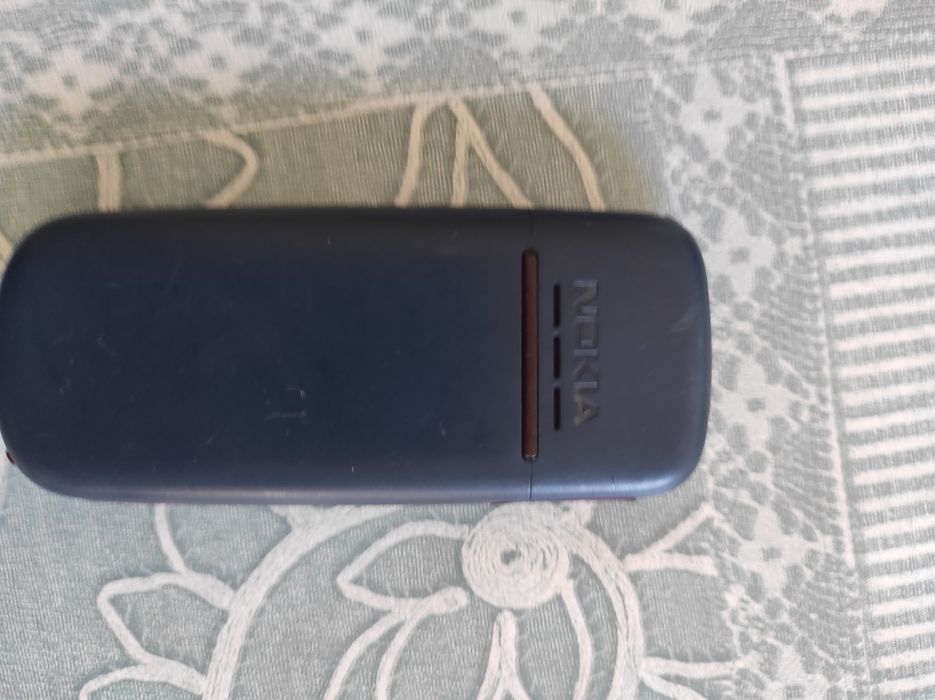 Vendo Nokia 1662-2 com carregador