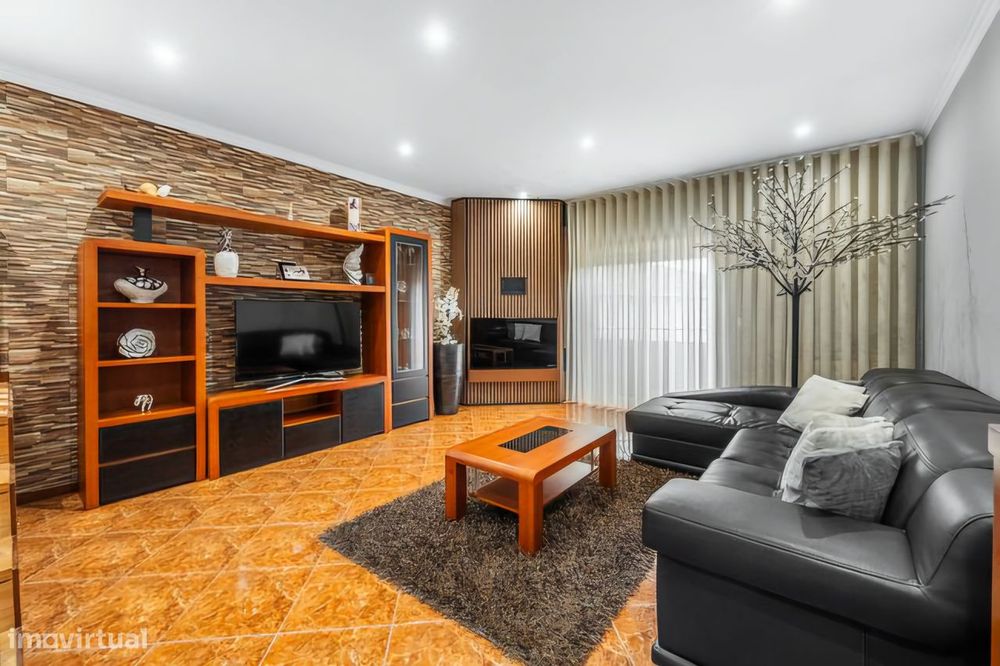 Moradia T3+1 em Santa Eulália- Vizela