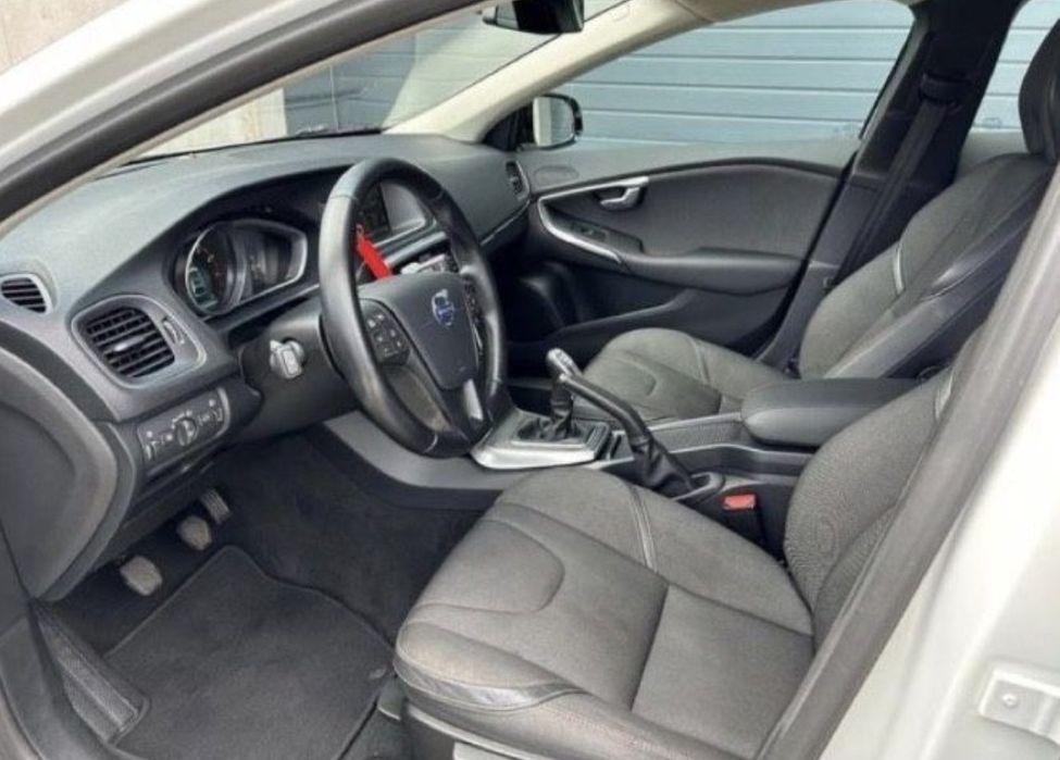 Volvo V40 CC 2013