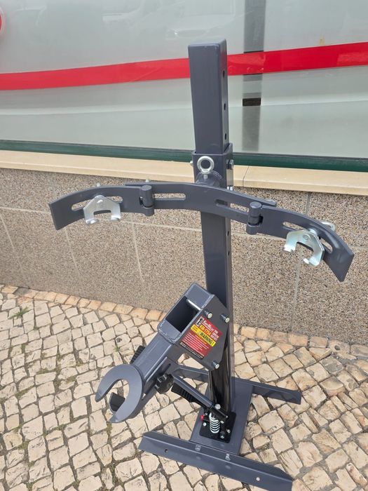 Macaco de molas novo