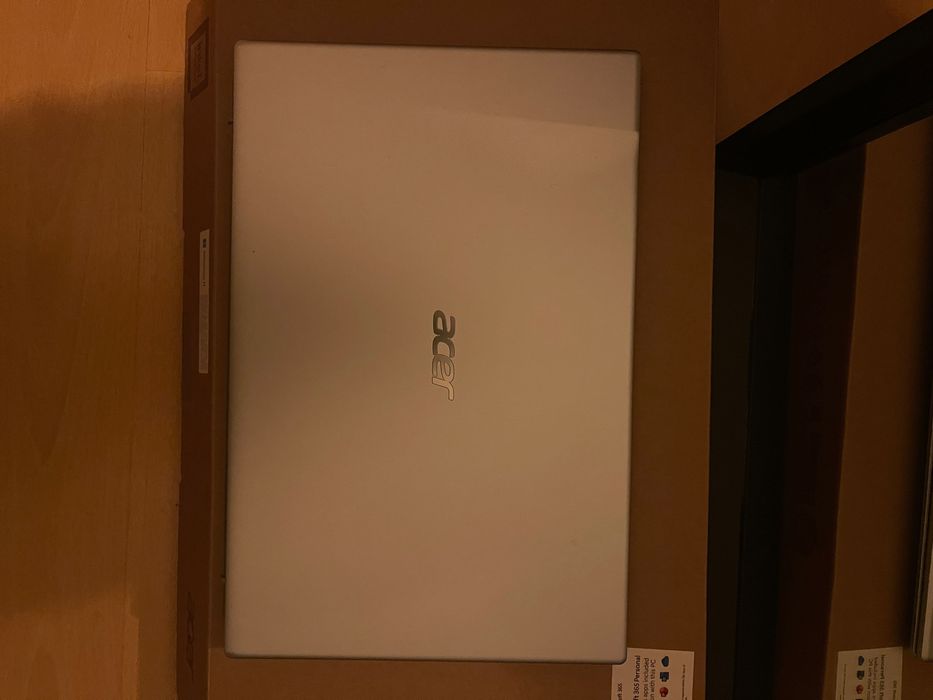 Computador Portátil ACER Aspire 1