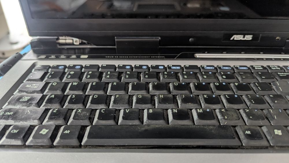 Laptop ASUS A6R na części