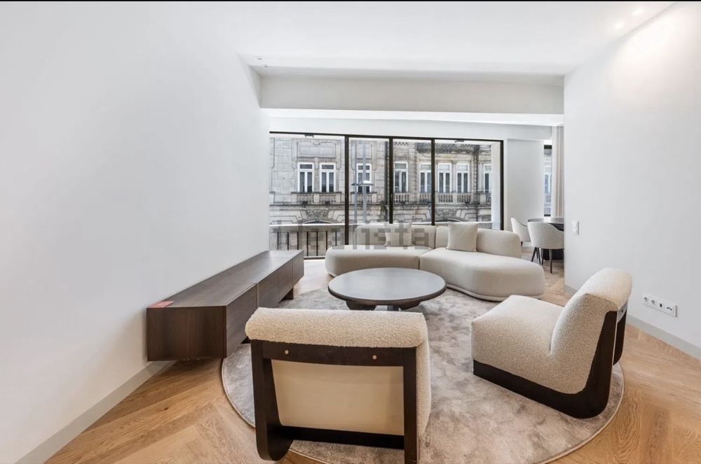 T3 Renovado em Gaia - 650€