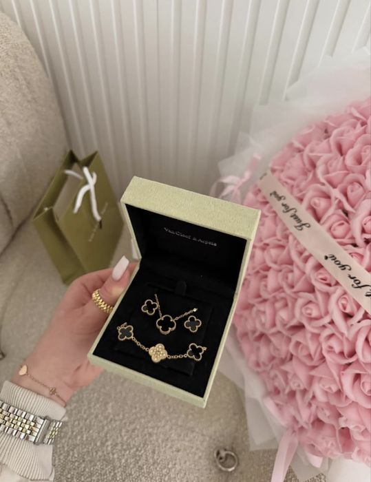 Набір на 14 лютого сережки підвіска та браслет van cleef