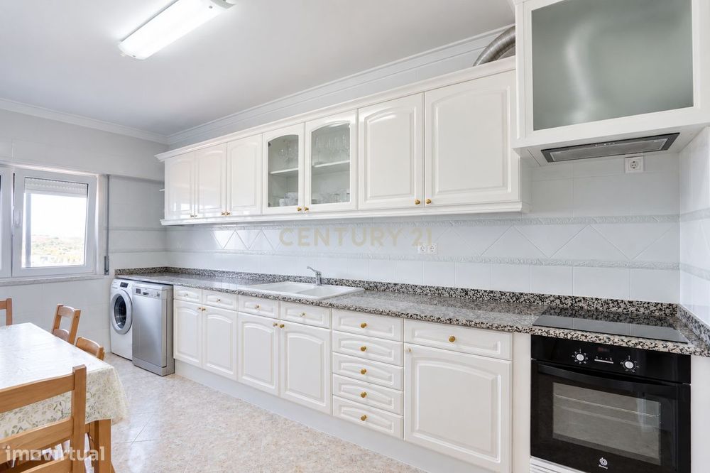 Apartamento T3 na Quinta Grande, Alfragide