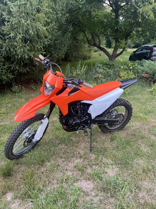 Продам ендуро мотоцикл Exdrive ProFactory 250