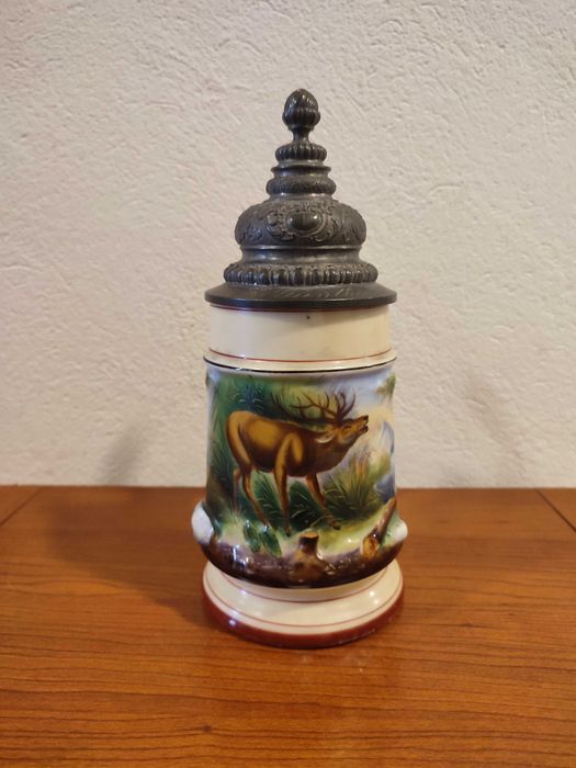 Kufel piwny myśliwski 0,5 l, 23 cm, dno z ilustracją.