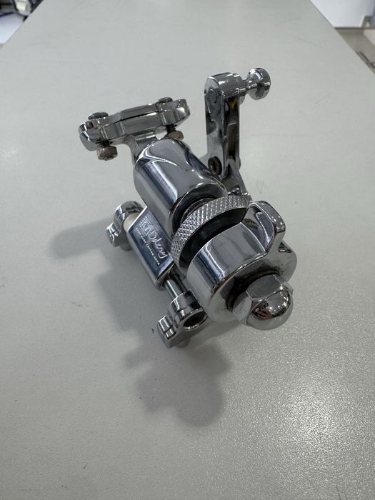 Odery кріплення на бас барабан