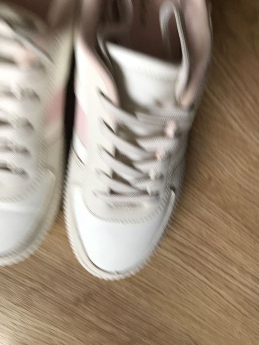 DeeZee. Damskie buty sportowe rozmiar 38