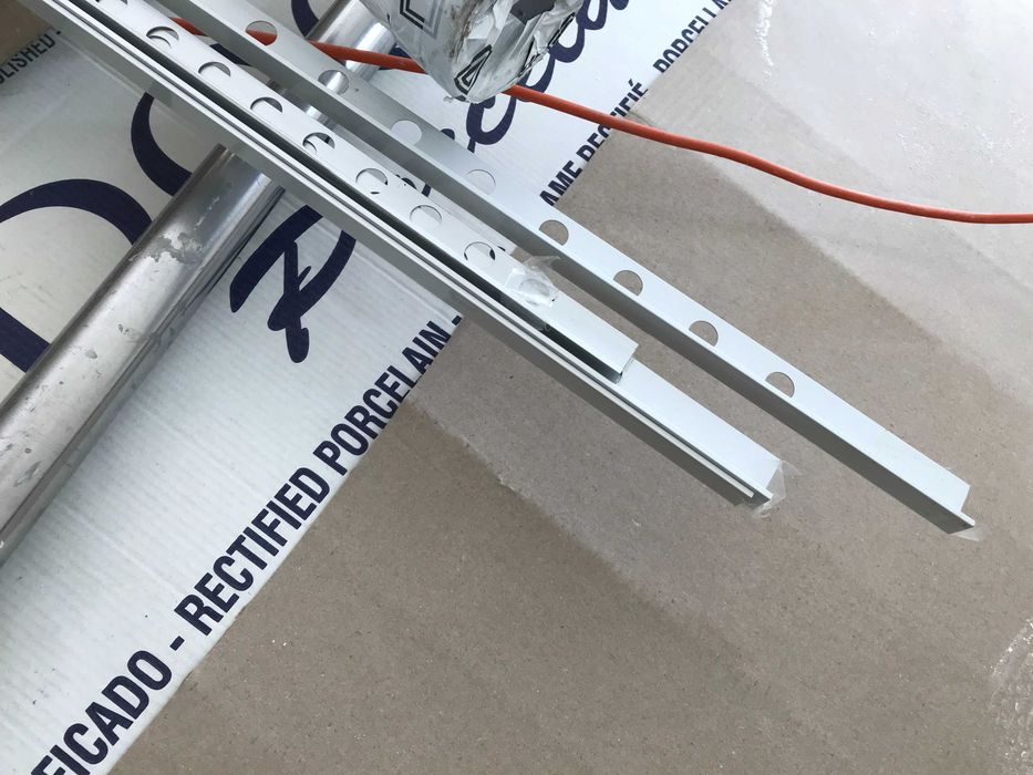 Profil aluminiowy licowy srebrna anoda 12mmx270cm