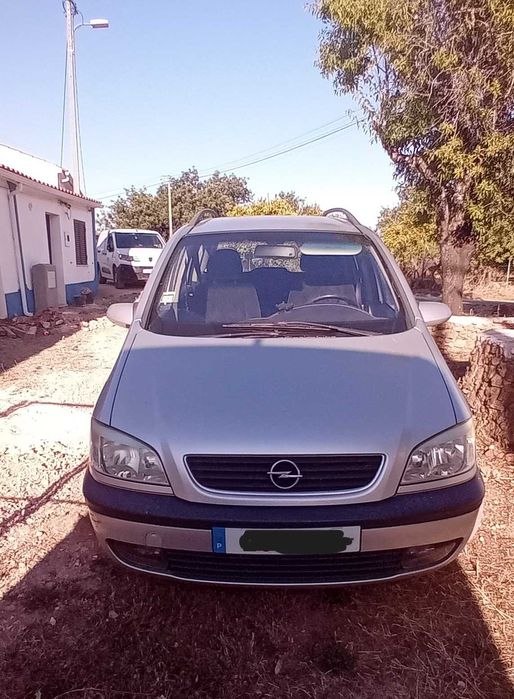 Opel Zafira 2.2 TDI de 2003, 7 lugares