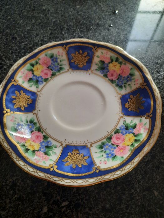 Chávena e pires porcelana do Japão