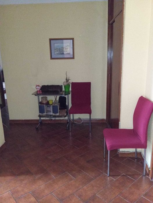 Apartamento T2 com terraço + lugar de garagem e arrumos