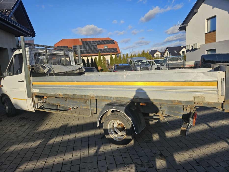 Mercedes Sprinter wywrotka bliźniak