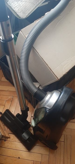 Пилосос "Roventa RO 2712 EA"