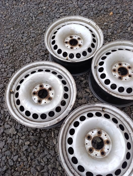 Koła felgi Mercedes r 16 w 211 c klasa s klasa stalówki