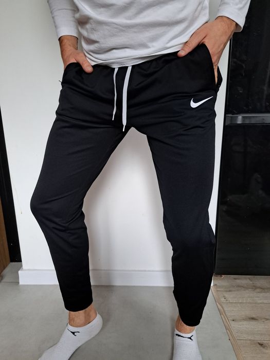 Dresy męskie nike vintage