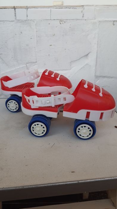 Ролики дитячі на ніжки для катання