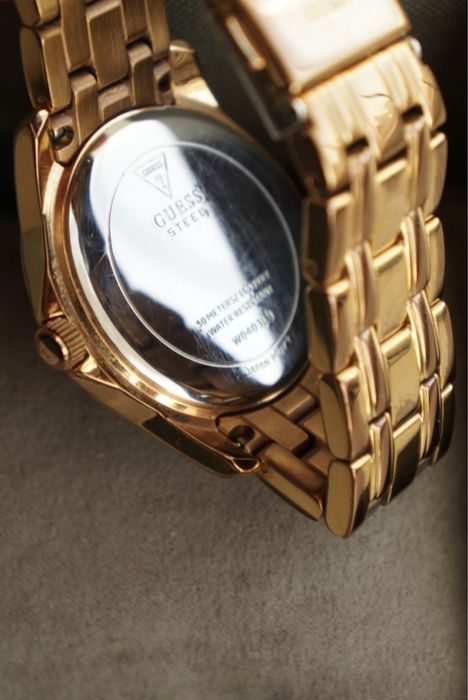 Годинник жіночий Guess W0403L3