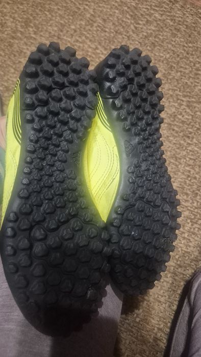 Buty do piłki nożnej