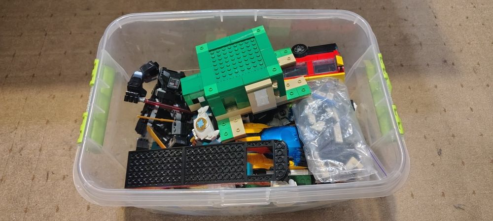 Lego лот (100% оригінал), десь плюс-мінус 15 наборів