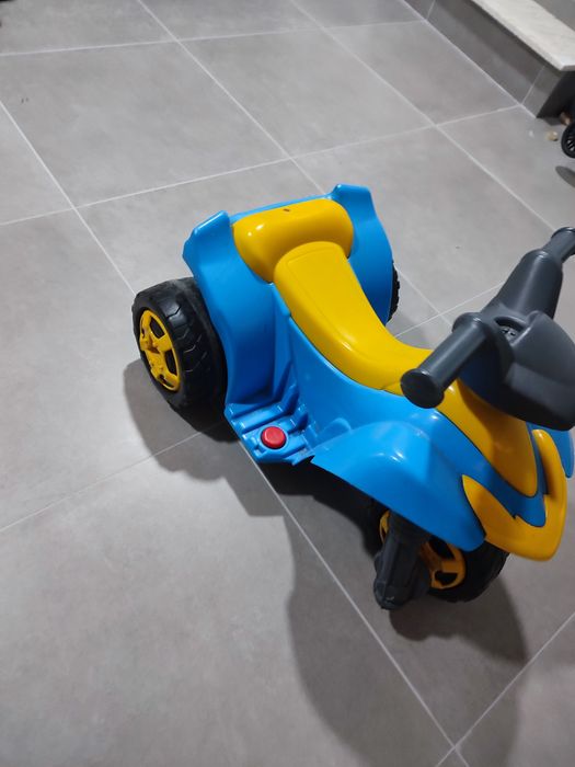 Moto elétrica criança