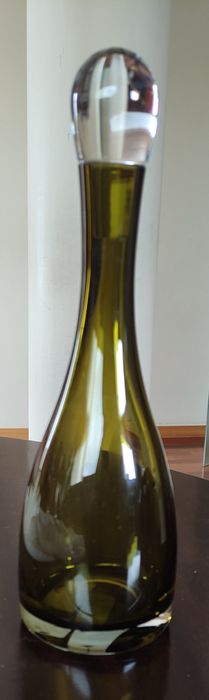 Garrafa de vidro  verde azeitona