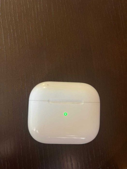 Кейс от наушников AirPods 3 с правым наушником