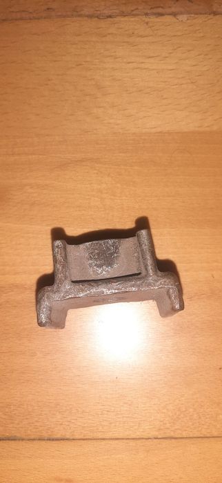 Перехідник на задню вилку мопеду карпати, верховина на задні гальма .