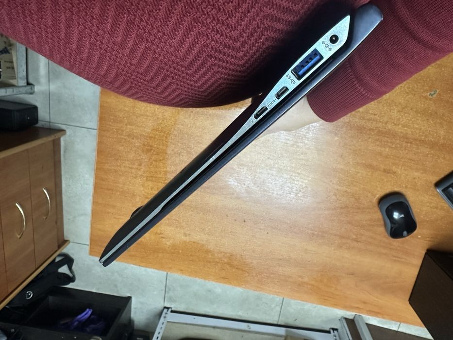 Ультрабук Ноутбук IPS, Intel i7, 4 GB. PN9000x3E