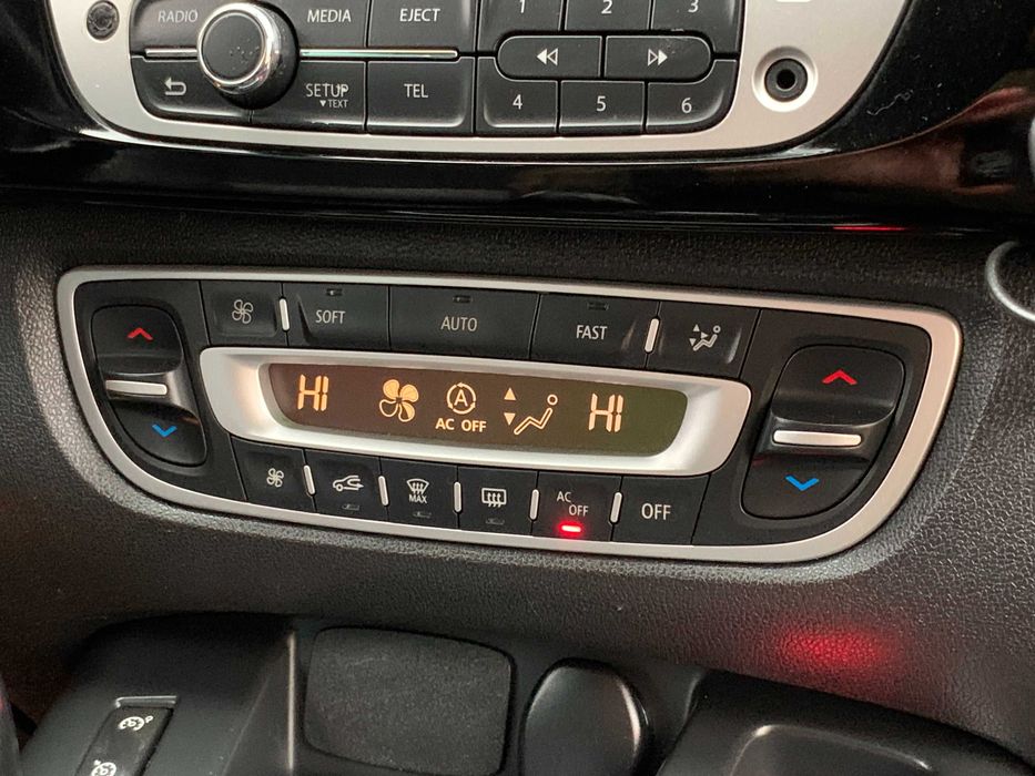 Renault Grand Scenic 2013