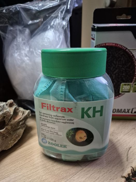 Akcesoria akwariowe zamienię na małe akwarium