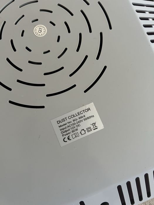 Витяжка для манікюру