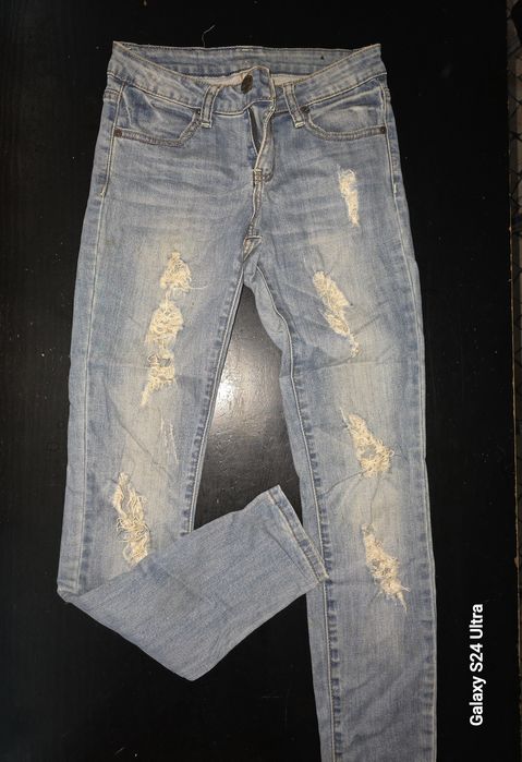 Calças ganga tamanho 34 5€ cada