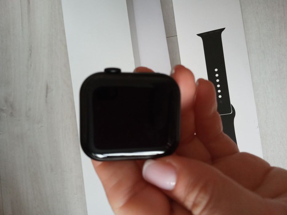 Годинник Apple Watch 8 series